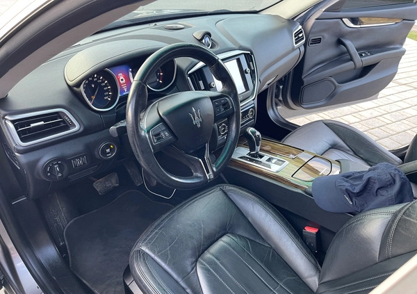 Maserati Ghibli cena 89000 przebieg: 169000, rok produkcji 2014 z Pruszków małe 106